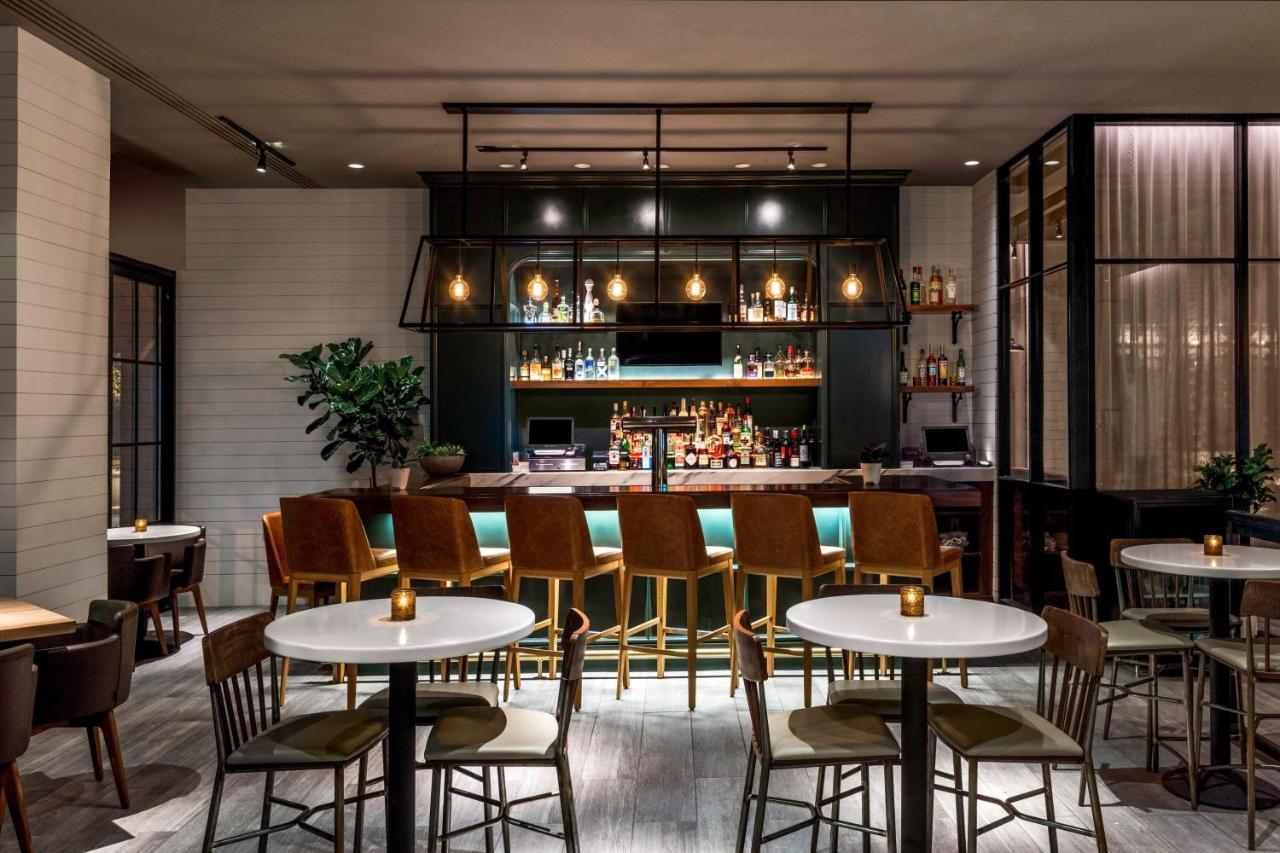 Le Meridien Denver Downtown Екстериор снимка