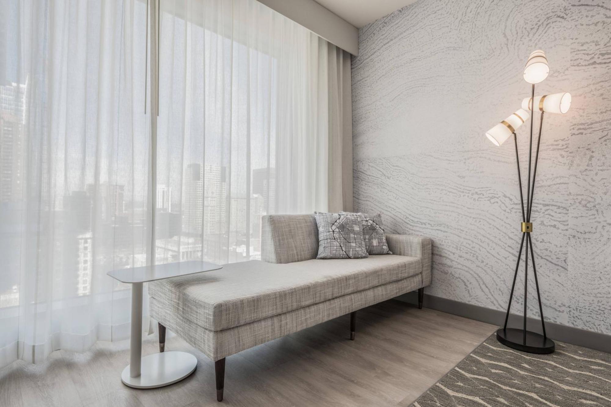Le Meridien Denver Downtown Екстериор снимка